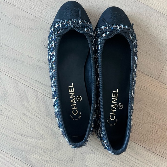 Chanel Ballet Flats - Picture 1 of 4